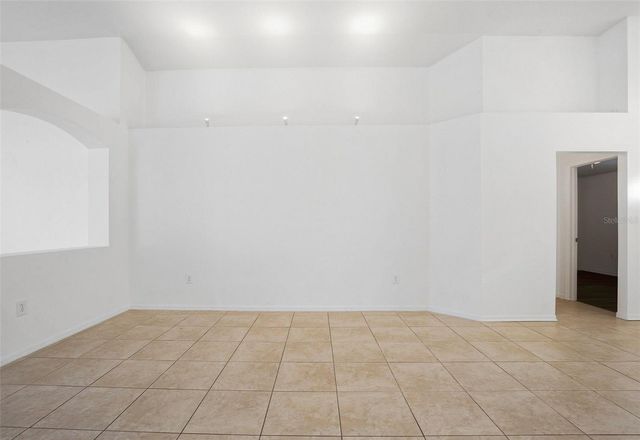 16502 LAKE HEATHER DRIVE, Tampa, FL 33618