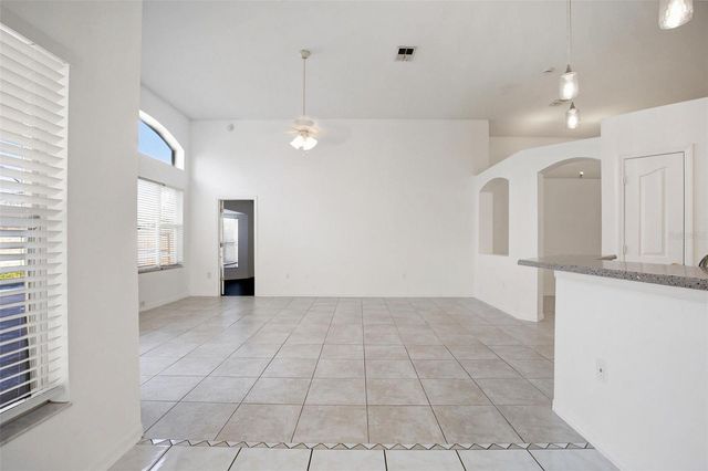 16502 LAKE HEATHER DRIVE, Tampa, FL 33618