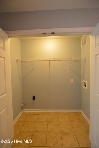 8000 Banister Loop, Jacksonville, NC 28546