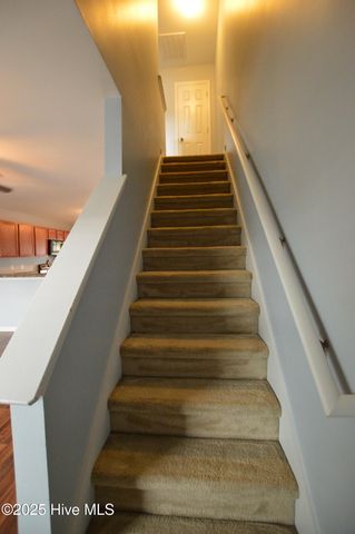 8000 Banister Loop, Jacksonville, NC 28546