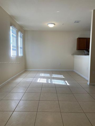 8930 NW 97th Ave 209, Doral, FL 33178