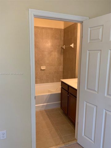 8930 NW 97th Ave 209, Doral, FL 33178