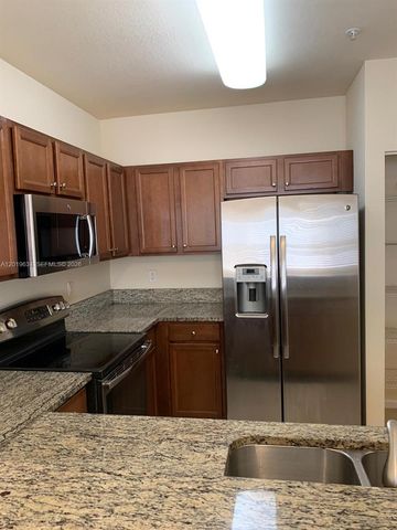 8930 NW 97th Ave 209, Doral, FL 33178