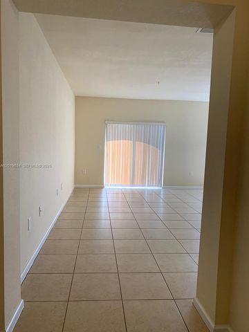 8930 NW 97th Ave 209, Doral, FL 33178