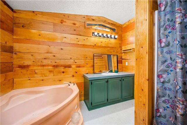 261 BEAUBOUEF Road, Deville, LA 71328