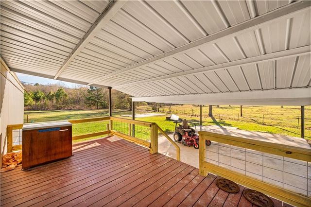 261 BEAUBOUEF Road, Deville, LA 71328