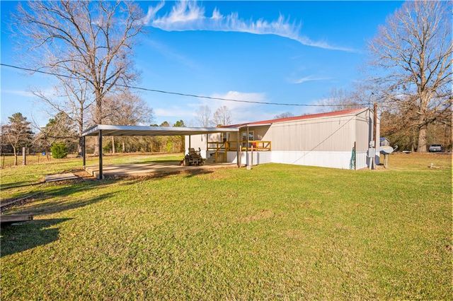 261 BEAUBOUEF Road, Deville, LA 71328