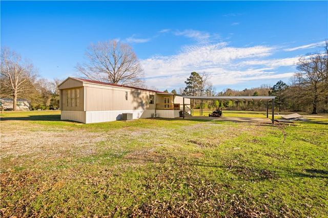 261 BEAUBOUEF Road, Deville, LA 71328