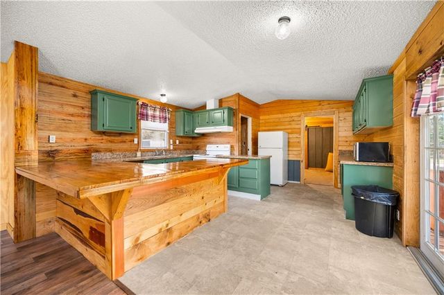 261 BEAUBOUEF Road, Deville, LA 71328