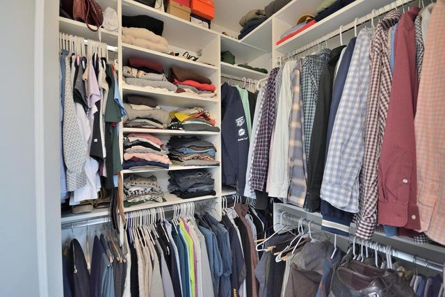 305 Mill Reserve DRIVE, Waukesha, WI 53188