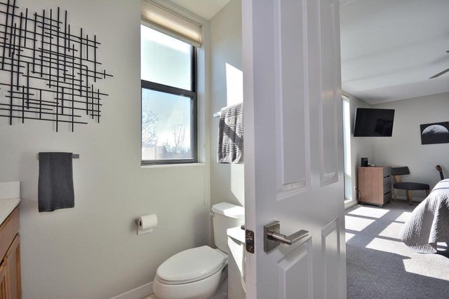 305 Mill Reserve DRIVE, Waukesha, WI 53188