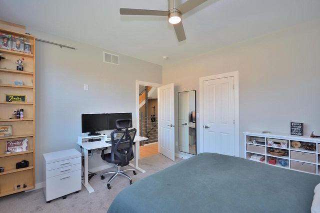 305 Mill Reserve DRIVE, Waukesha, WI 53188