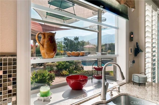 3911 Holly Springs Drive, Corona, CA 92881