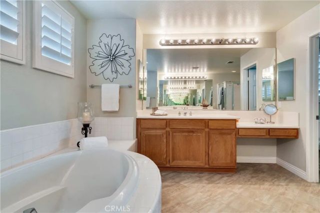 3911 Holly Springs Drive, Corona, CA 92881