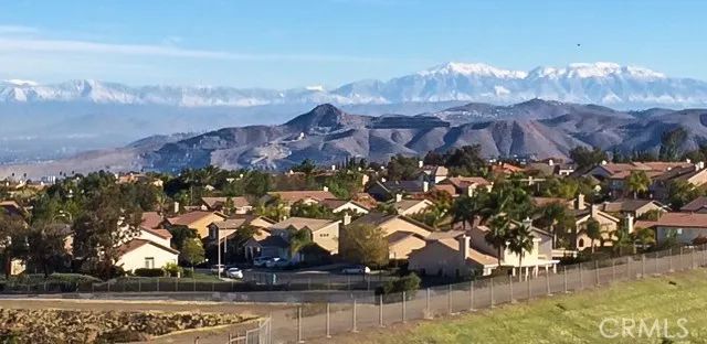 3911 Holly Springs Drive, Corona, CA 92881