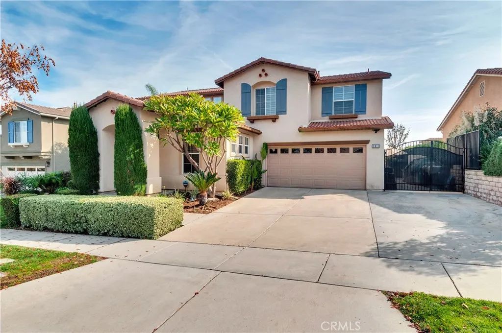 3911 Holly Springs Drive, Corona, CA 92881