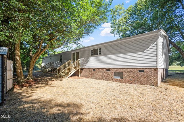 830 Blue Pond Road, Clayton, NC 27520
