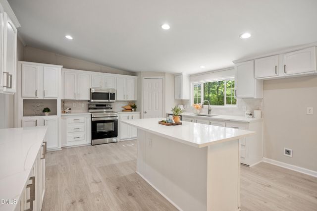 830 Blue Pond Road, Clayton, NC 27520