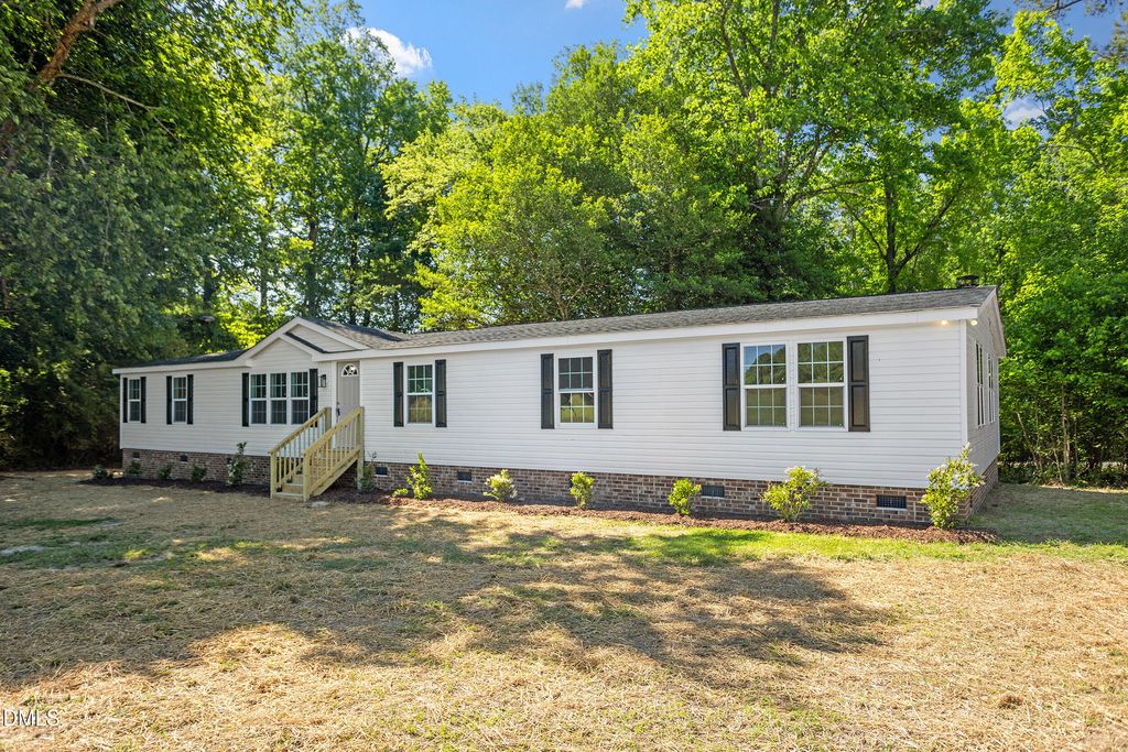 830 Blue Pond Road, Clayton, NC 27520