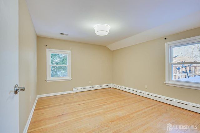 21 Garden Terrace, East Brunswick, NJ 08850