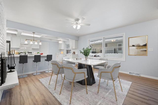 3455 S Russel ROAD, New Berlin, WI 53151