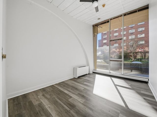 552 N Neville St Unit C, Oakland, PA 15213