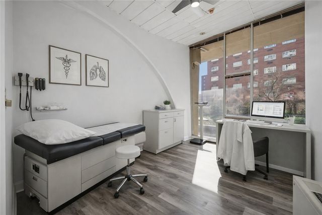 552 N Neville St Unit C, Oakland, PA 15213