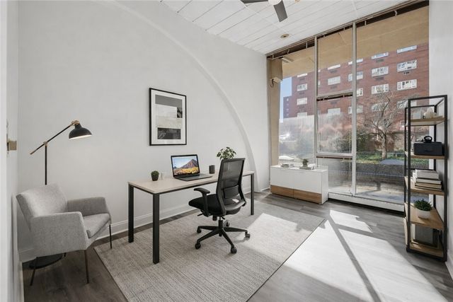 552 N Neville St Unit C, Oakland, PA 15213