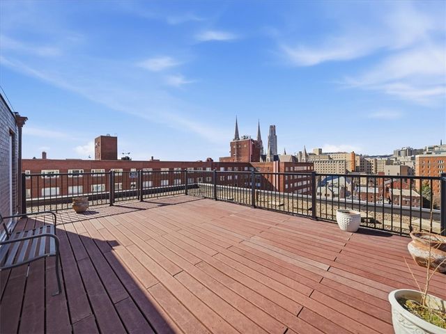 552 N Neville St Unit C, Oakland, PA 15213