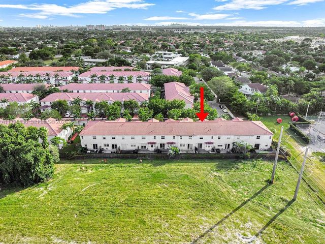 1007 NE 208th Street 1007, Miami, FL 33179