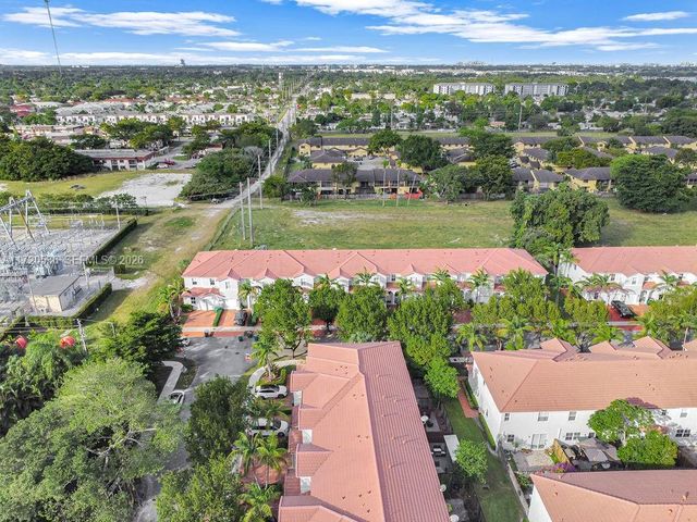 1007 NE 208th Street 1007, Miami, FL 33179