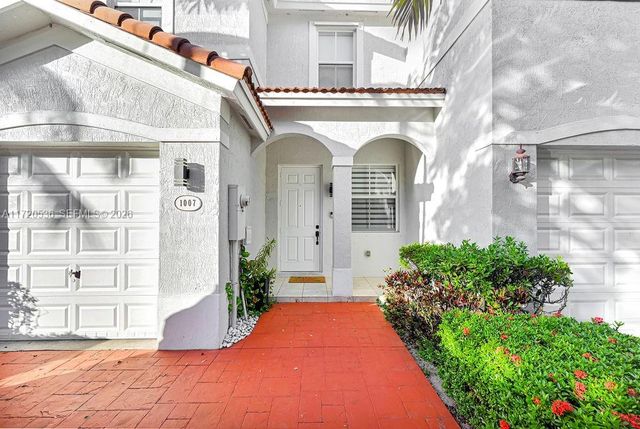 1007 NE 208th Street 1007, Miami, FL 33179