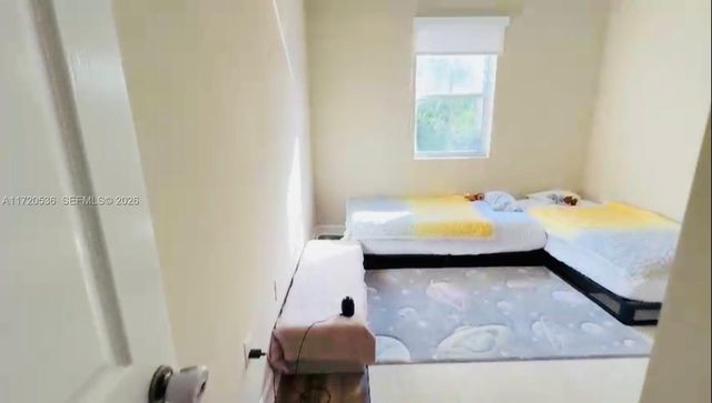 1007 NE 208th Street 1007, Miami, FL 33179
