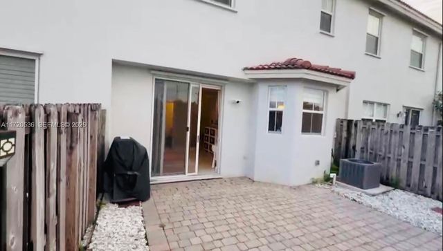 1007 NE 208th Street 1007, Miami, FL 33179