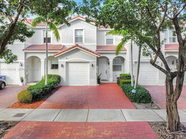 1007 NE 208th Street 1007, Miami, FL 33179