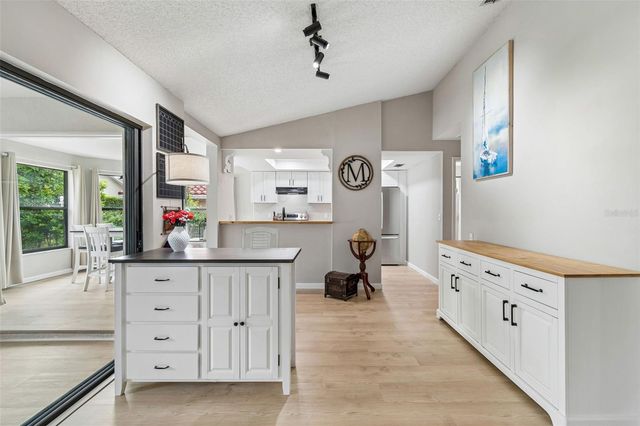 525 WALKER ROAD, Safety Harbor, FL 34695