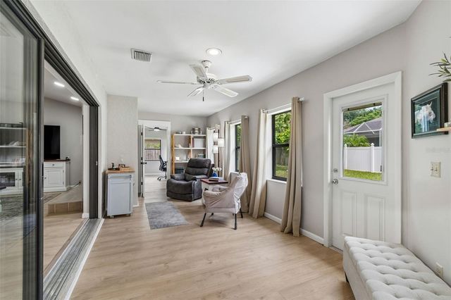 525 WALKER ROAD, Safety Harbor, FL 34695