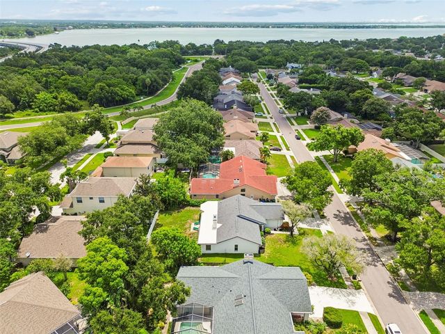 525 WALKER ROAD, Safety Harbor, FL 34695
