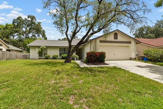 525 WALKER ROAD, Safety Harbor, FL 34695