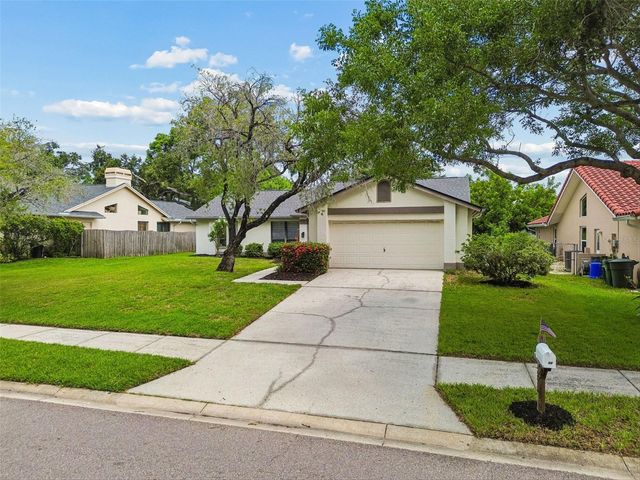 525 WALKER ROAD, Safety Harbor, FL 34695