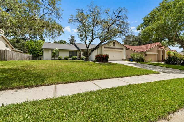 525 WALKER ROAD, Safety Harbor, FL 34695