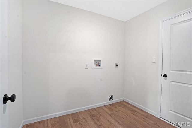 4921 Nadine Lane, St Louis, MO 63129