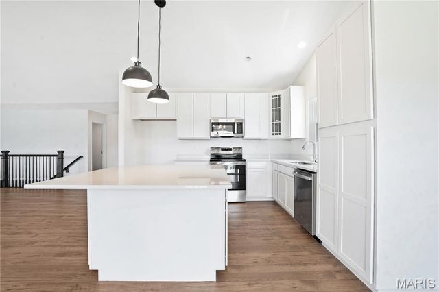 4921 Nadine Lane, St Louis, MO 63129