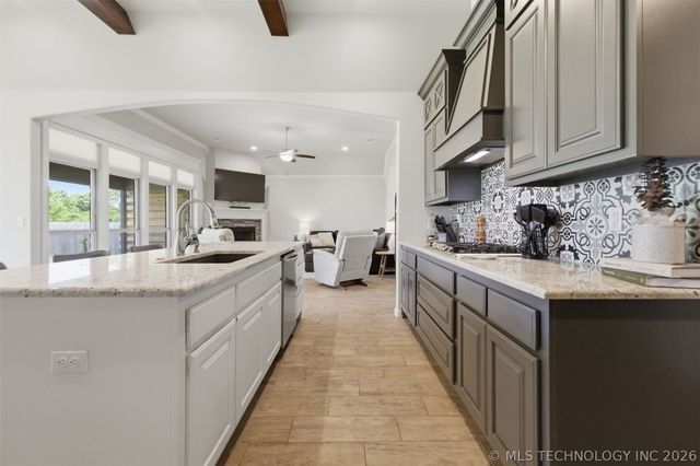 9500 S 238th East Avenue, Broken Arrow, OK 74014