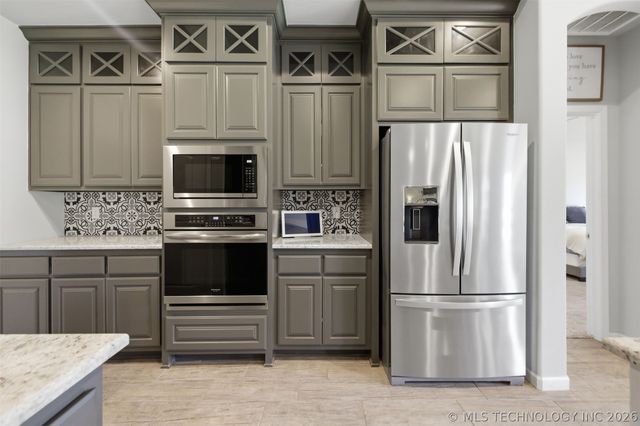 9500 S 238th East Avenue, Broken Arrow, OK 74014