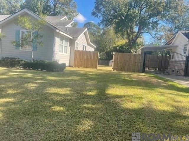 1667 Ormandy Dr, Baton Rouge, LA 70808