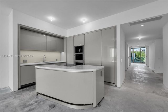 18975 Collins Avenue 302, Sunny Isles Beach, FL 33160
