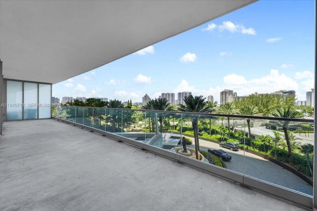 18975 Collins Avenue 302, Sunny Isles Beach, FL 33160