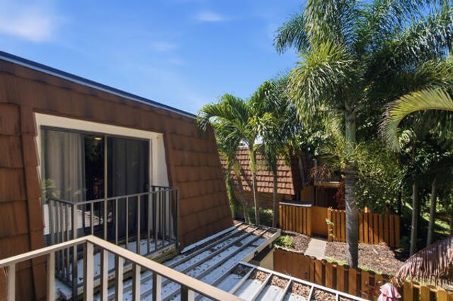 1438 Park Shore Circle 3, Fort Myers, FL 33901