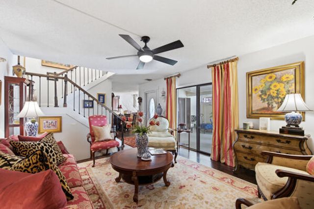 1438 Park Shore Circle 3, Fort Myers, FL 33901
